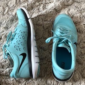 Tiffany blue Nike’s